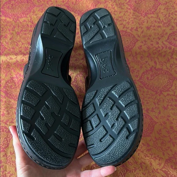 b.o.c. Black Slip-On Shoes - Picture 2 of 6